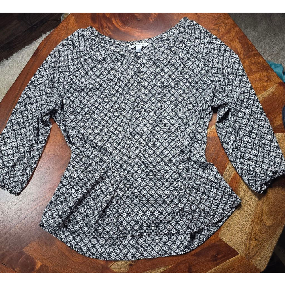 Women's‎ Croft & Barrow Black White Patterned Blouse L